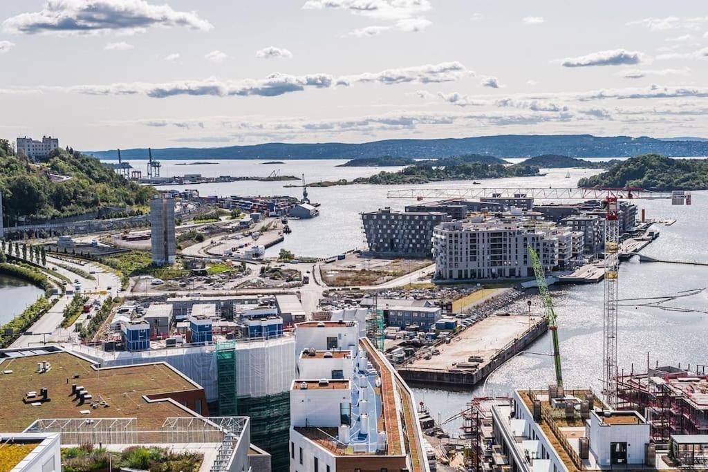 Spacious Modern 2Br Apartment At Central Oslo Barcode Exterior photo